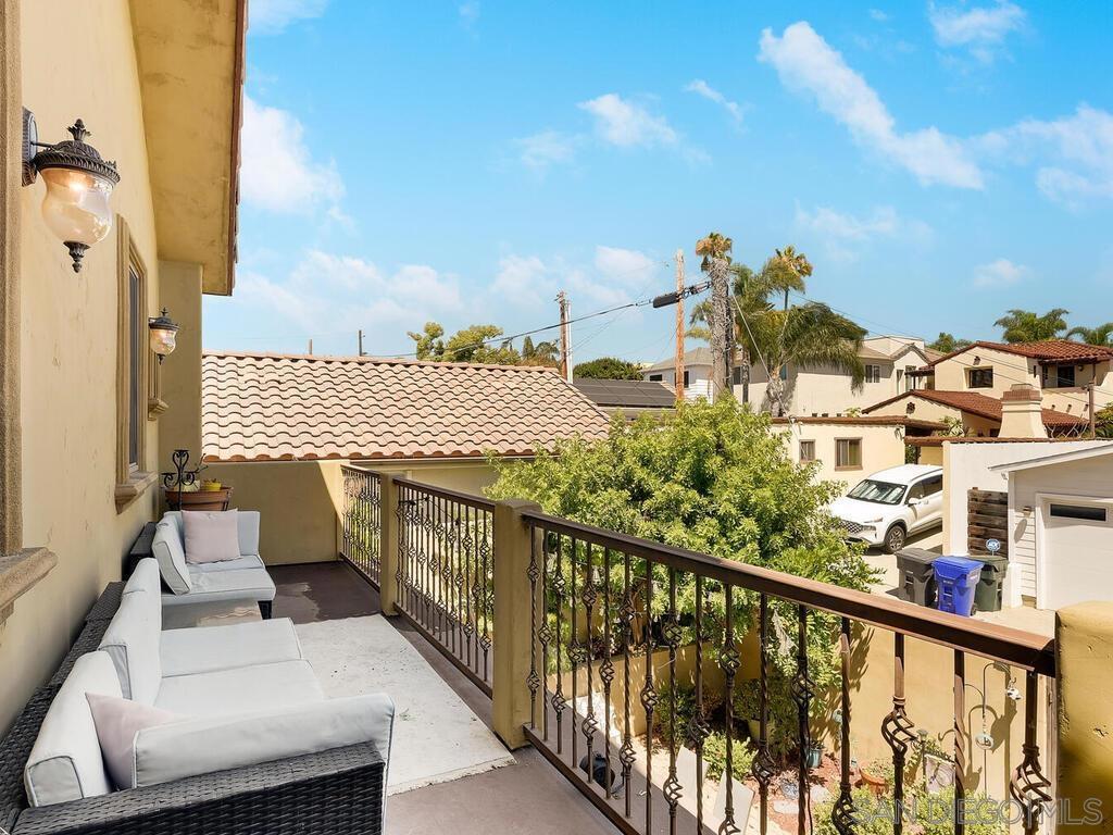 Coronado Village - Residential Lease
