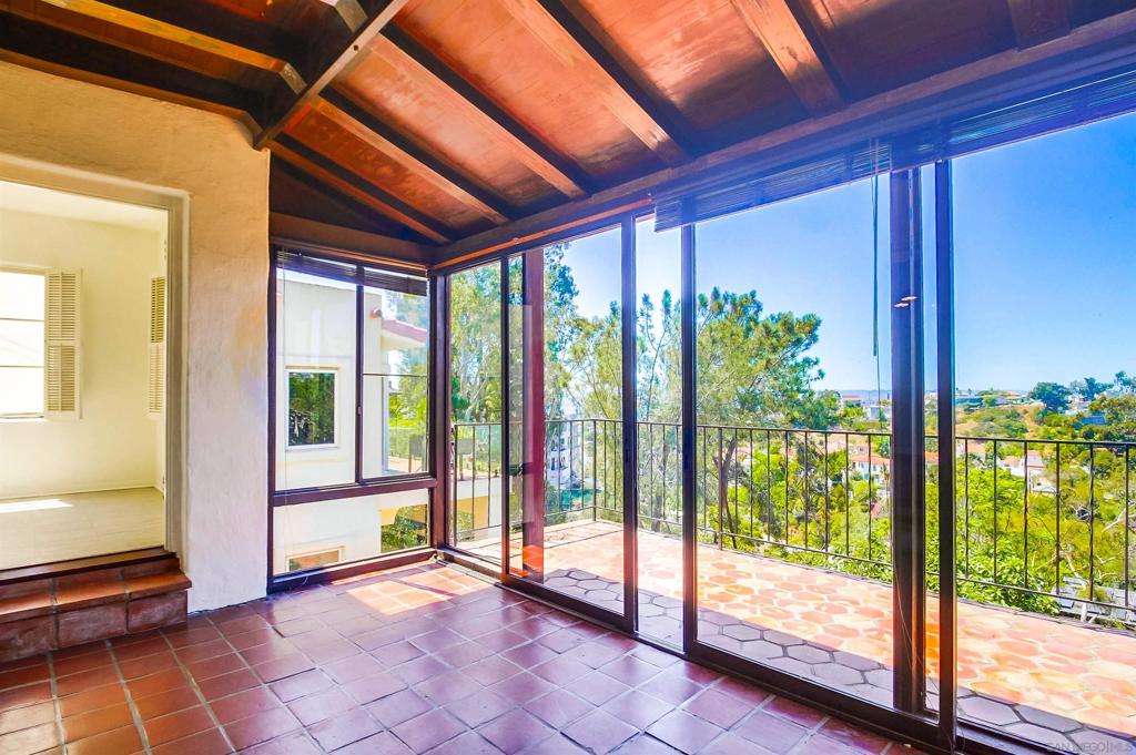 Mission Hills - Residential