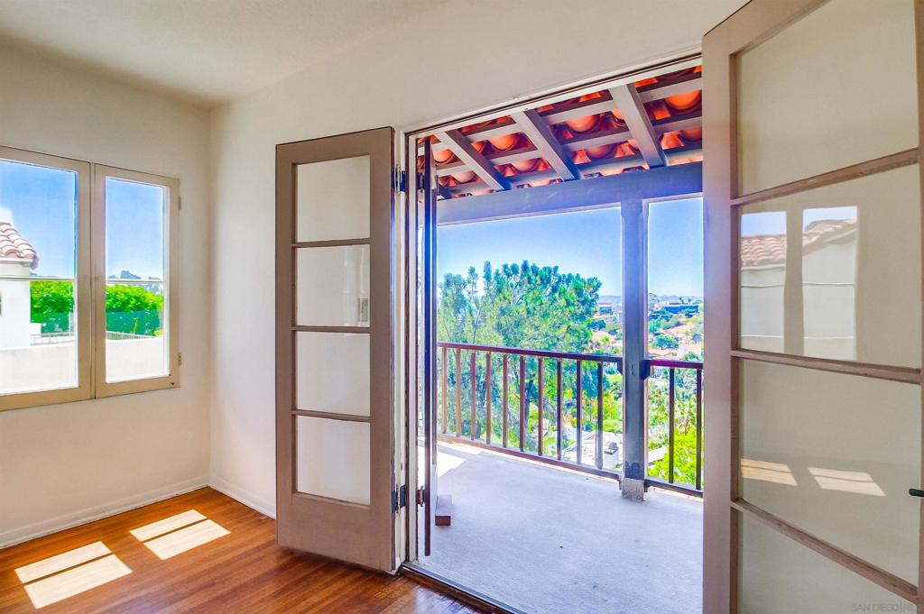 Mission Hills - Residential