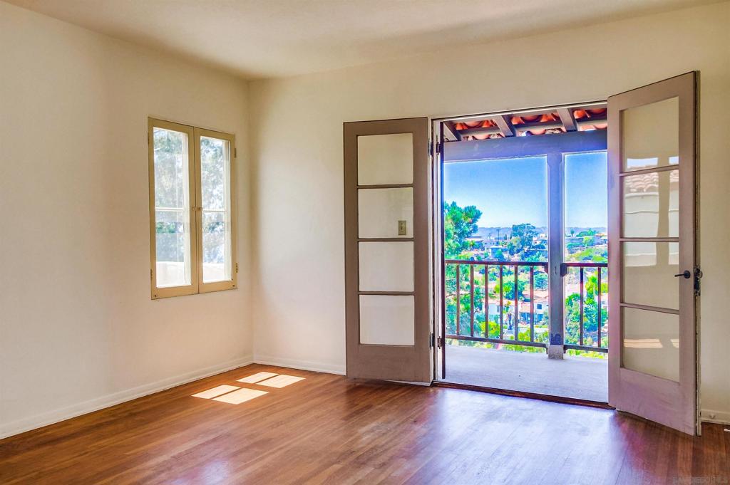 Mission Hills - Residential