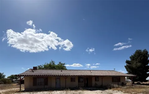 19444 Saint Anthony Ave, El Mirage, CA 92301 - MLS#: PW26106936
