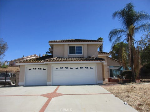 Photo of 902 Basilone DR, Riverside, CA 92506 (MLS # IV26181826)
