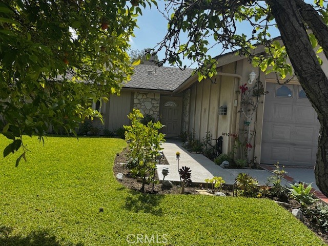 25201 Calle Becerra