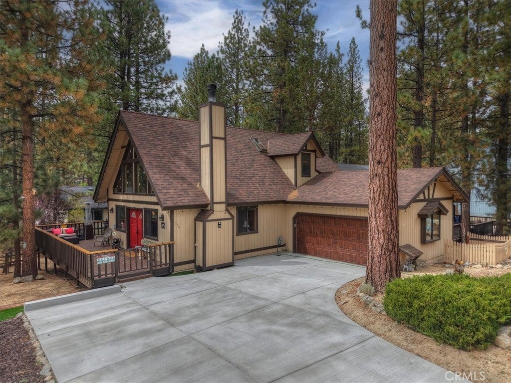 376 Crystal Lake