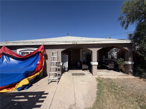 Photo of 334 E Orange Ave AVE, El Centro, CA 92243 (MLS # OC26231583)