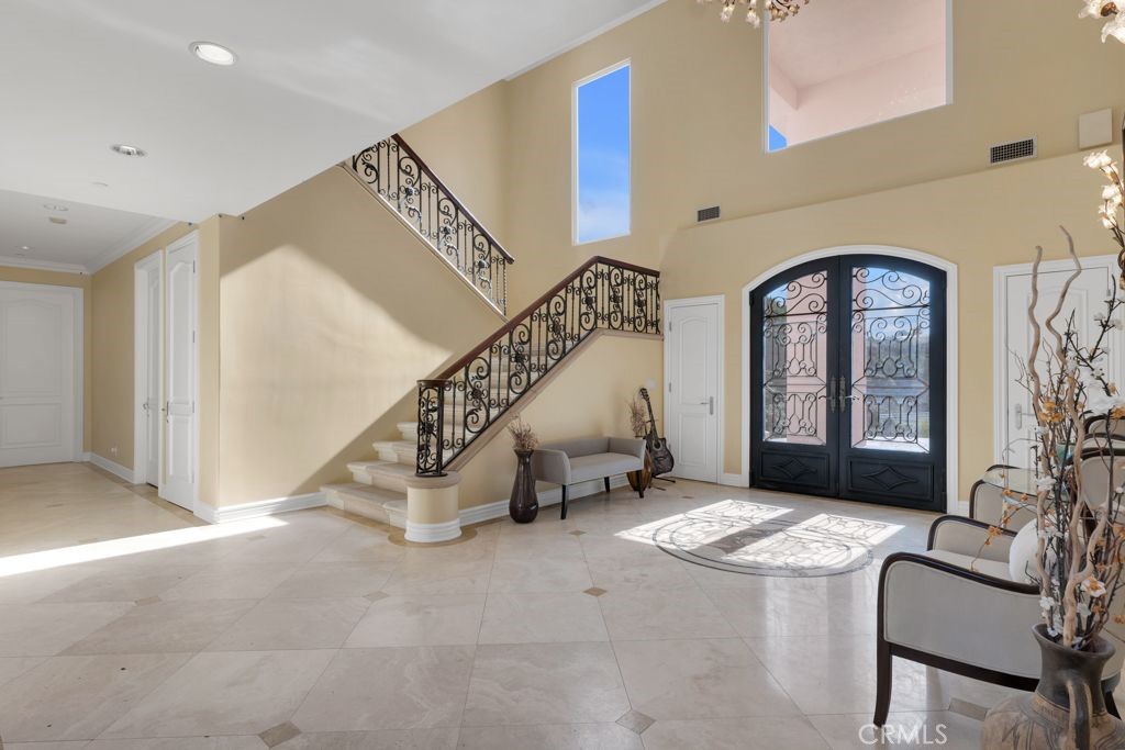 15 Maverick Lane