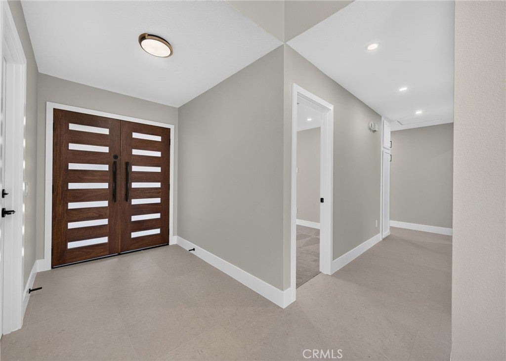 17951 Whitford Lane, Huntington Beach CA 92649 - Photo 8