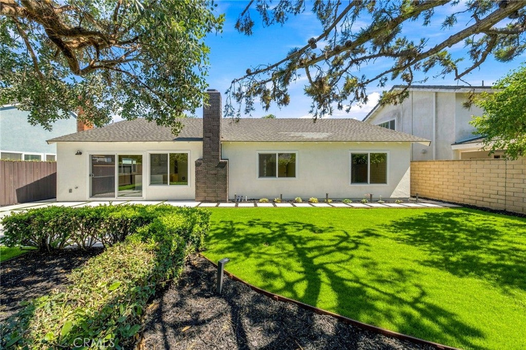 17951 Whitford Lane, Huntington Beach CA 92649 - Photo 44