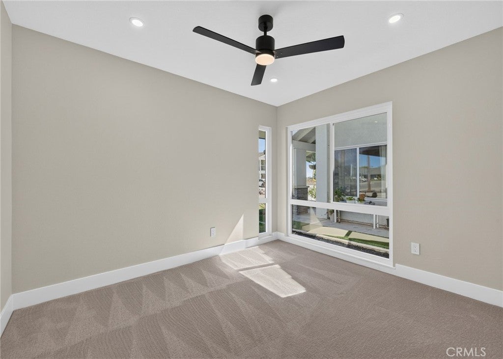 17951 Whitford Lane, Huntington Beach CA 92649 - Photo 35