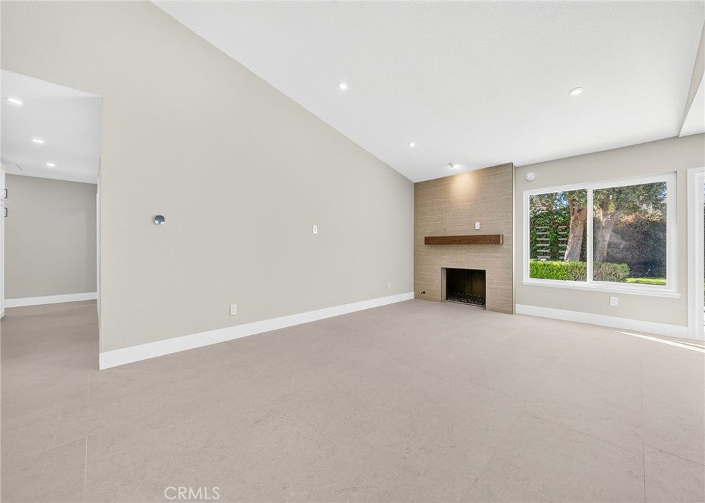 17951 Whitford Lane, Huntington Beach CA 92649 - Photo 19