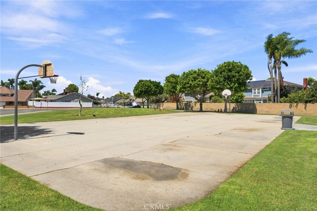 17951 Whitford Lane, Huntington Beach CA 92649 - Photo 56