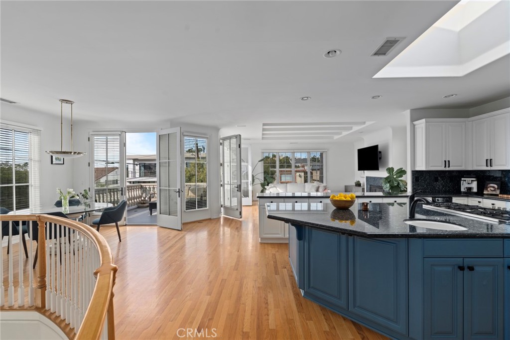 1002 5th Street