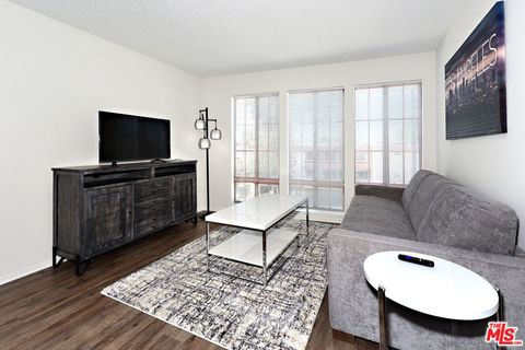 Photo of 3600 Bagley Avenue #211, Los Angeles, CA 90034 (MLS # 25630069)