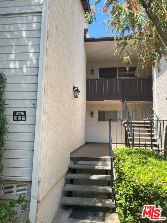 Two bedrooms, two baths (one full and one 3/4), 1,137 Sq. Ft condo in Van Nuys. First floor. Well maintained. Currently occupied. Will be delivered upon close of Escrow. Central air. Washer/Dryer inside the unit. One carport garage. Fireplace. Amenities included: Fitness Center, Maintenance Grounds, Barbecue, Pool, Recreation Room, Storage. HOA fee: $576 monthly. Lowest price /Sq.Ft in the area.