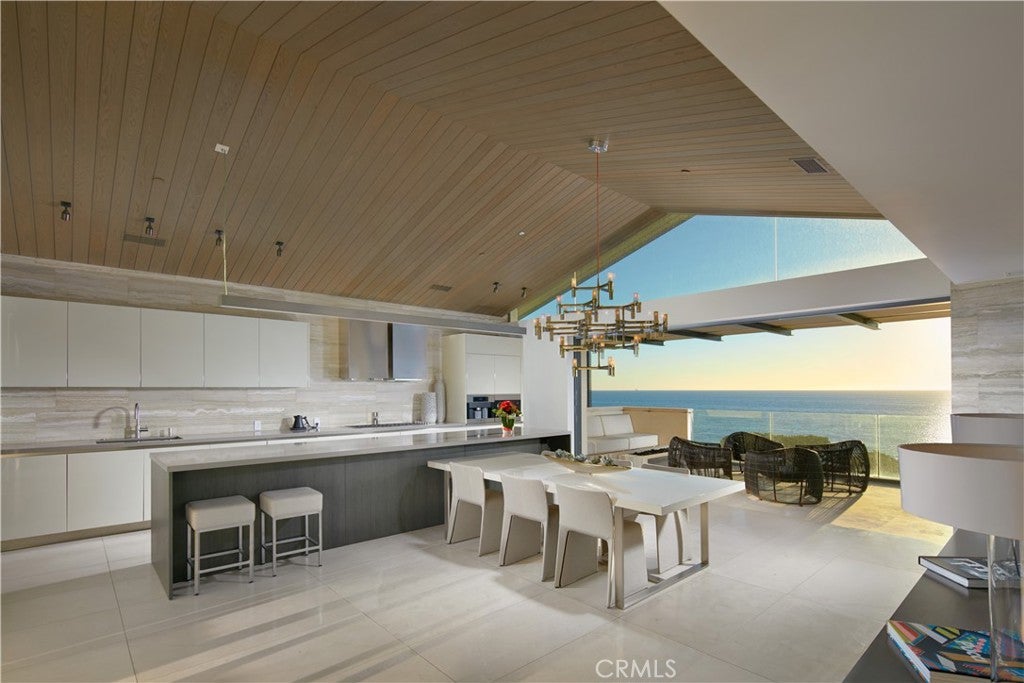 58 N La Senda Drive, Laguna Beach CA 92651 - Photo 12