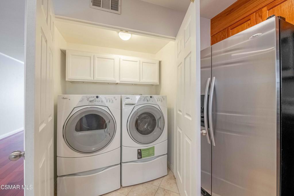 Lake Lindero Townhomes-891 - 891 - Residential