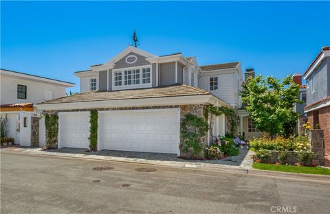 Photo of 235 Via Ithaca, Newport Beach, CA 92663 (MLS # NP26101964)