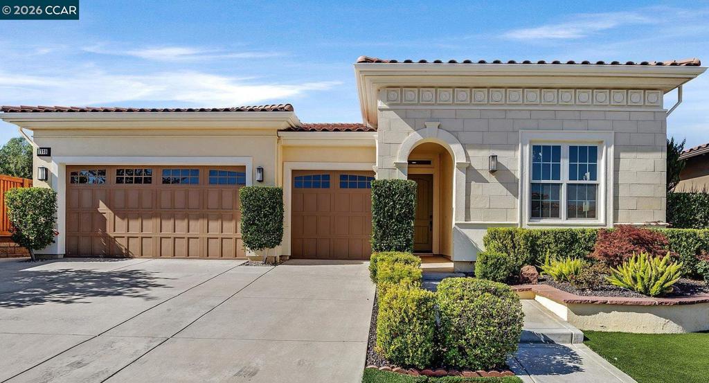 Photo of 1939 Burgundy Ln LN, Brentwood, CA 94513 (MLS # 41135725)