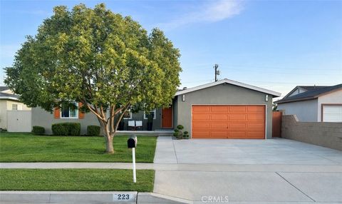 Photo of 223 E Alru St, Rialto, CA 92376 (MLS # CV26079994)