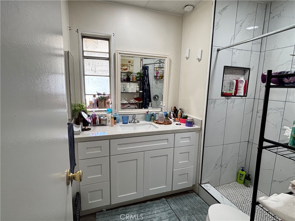 455 E 7th Street 24