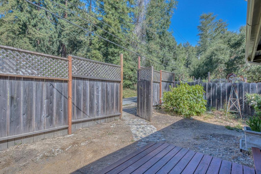 9824 E Zayante Road