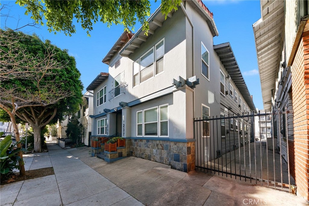 235 Linden