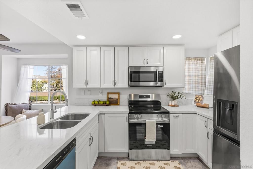 Photo of 8941 Arlingdale Way Way, Spring Valley, CA 91977 (MLS # 260001610SD)