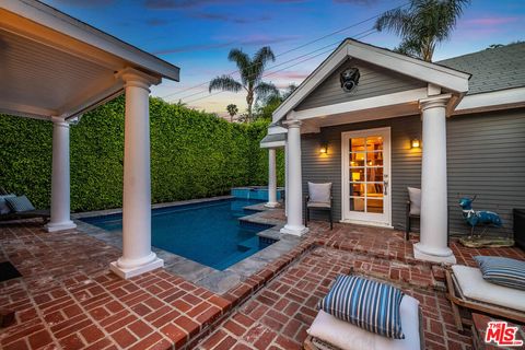 Photo of 1308 N Ogden Drive, West Hollywood, CA 90046 (MLS # 26662087)