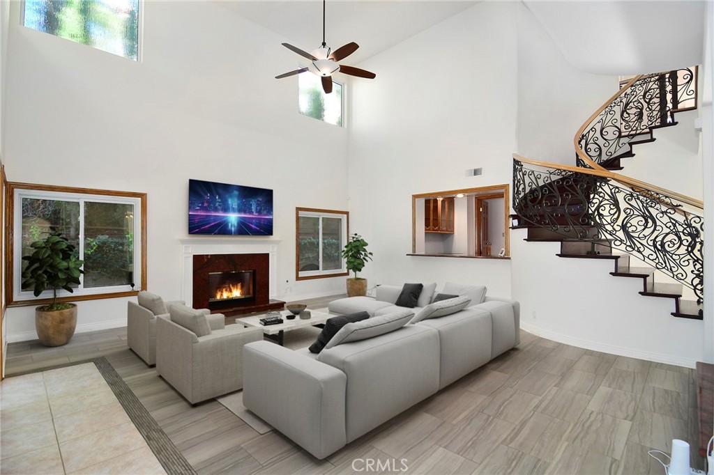 Lake Lindero (856) - Residential