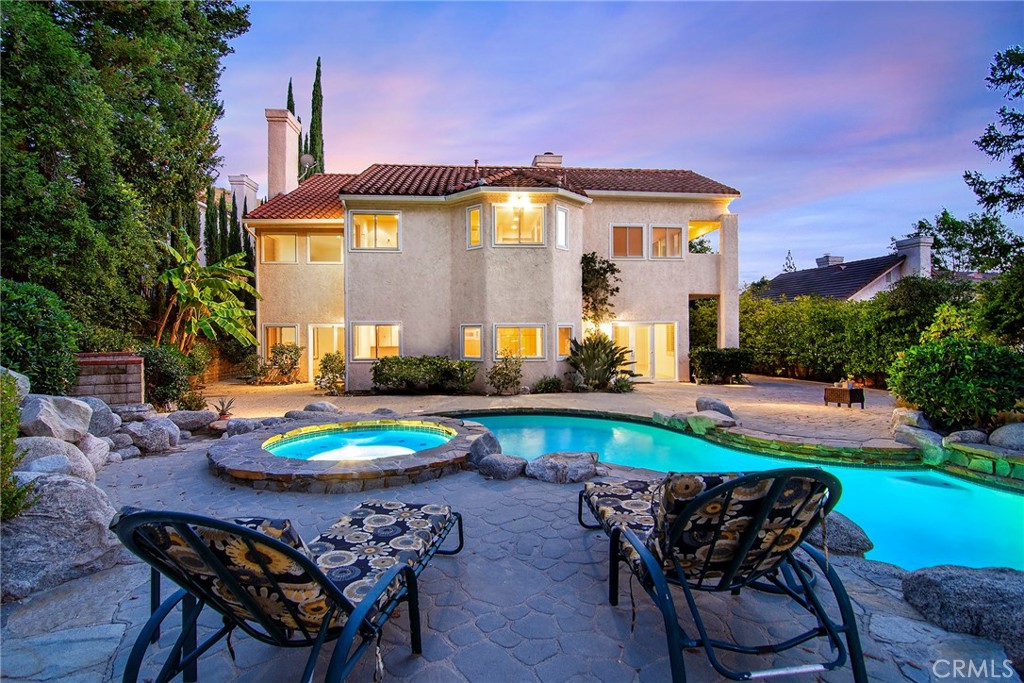 Lake Lindero (856) - Residential