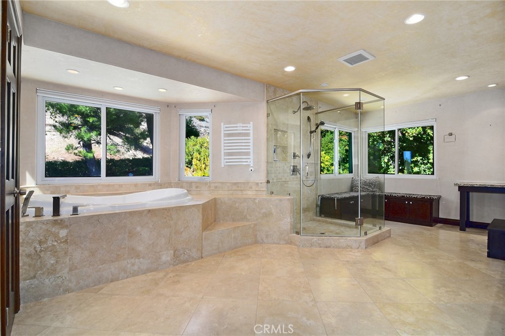 Lake Lindero (856) - Residential