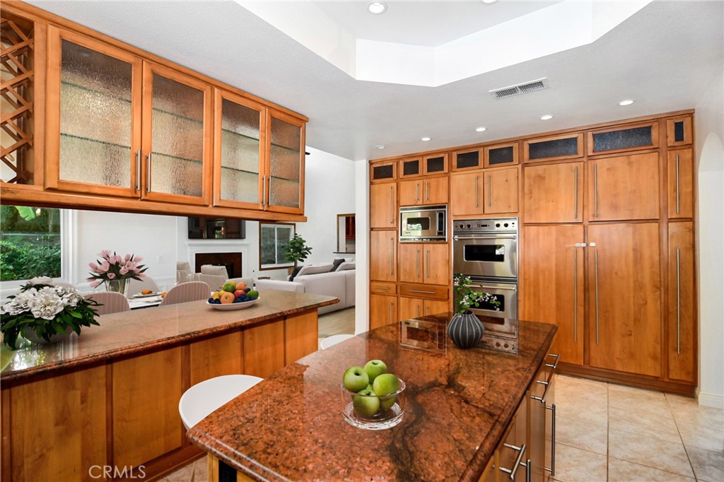 Lake Lindero (856) - Residential