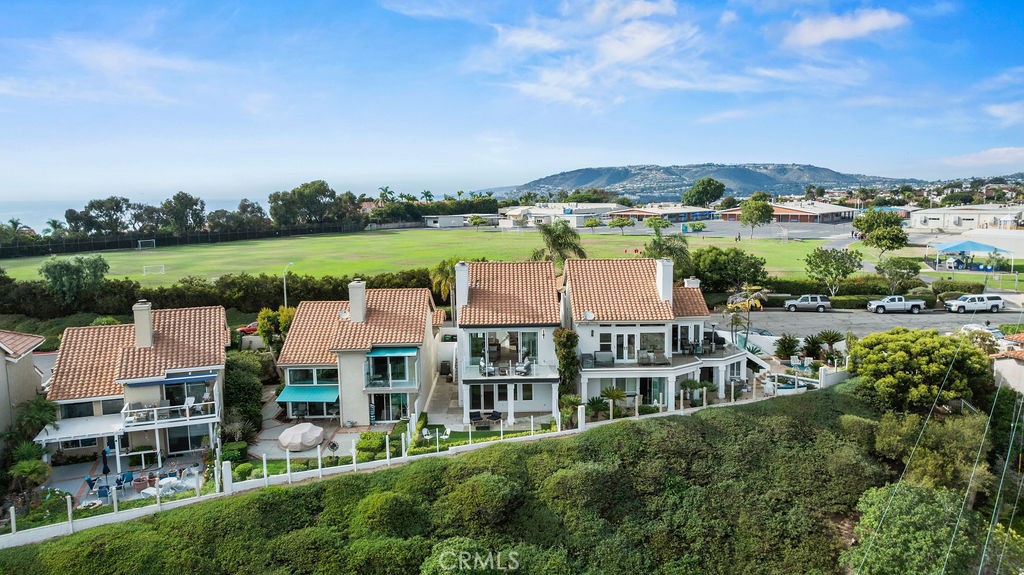 Regatta (REG) - Residential Lease