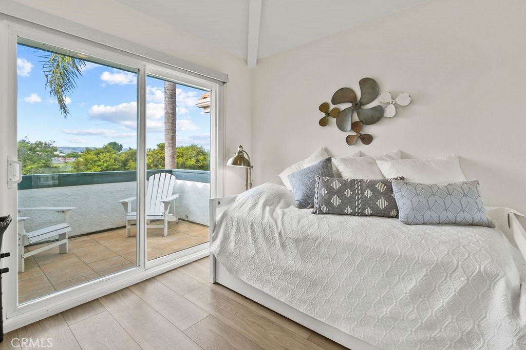 Regatta (REG) - Residential Lease