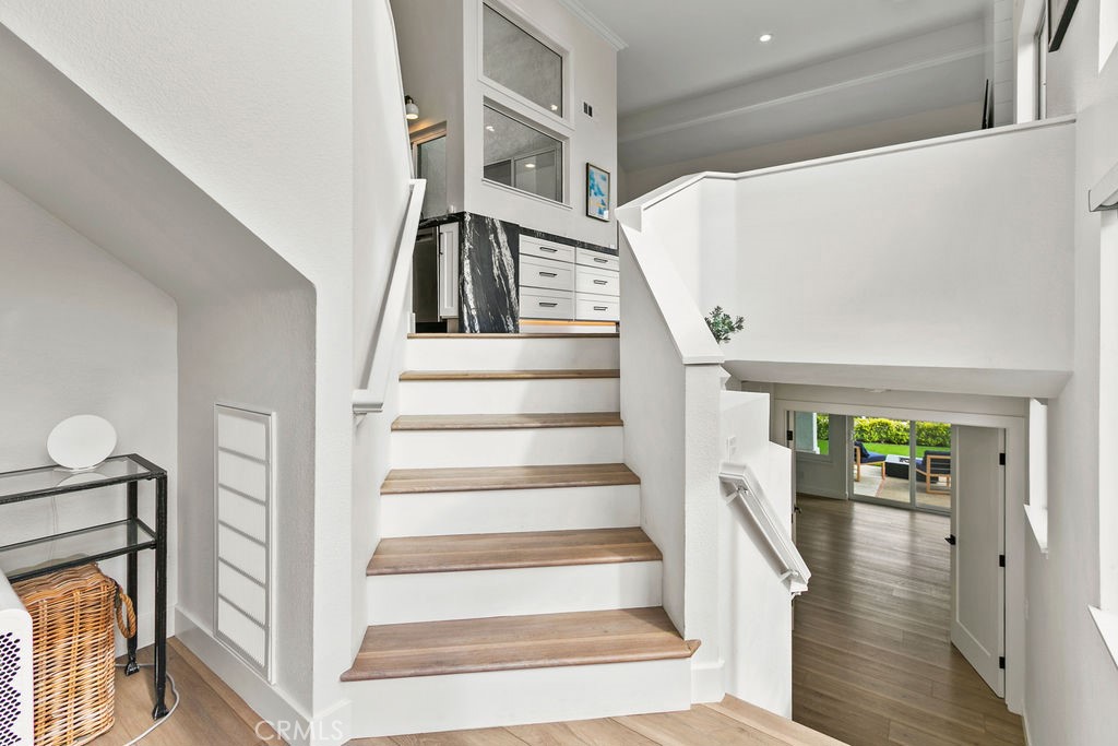 Regatta (REG) - Residential Lease
