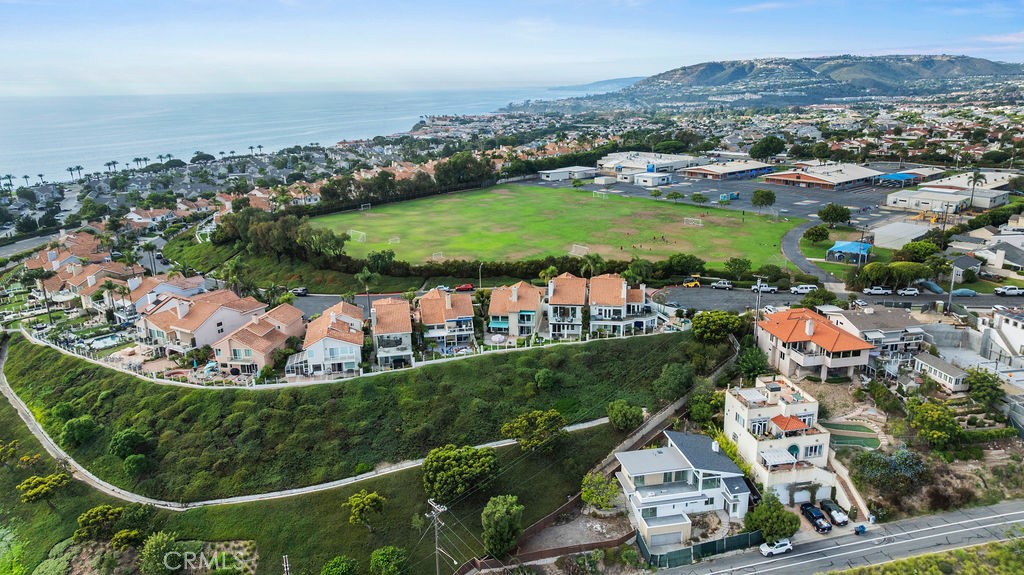 Regatta (REG) - Residential Lease