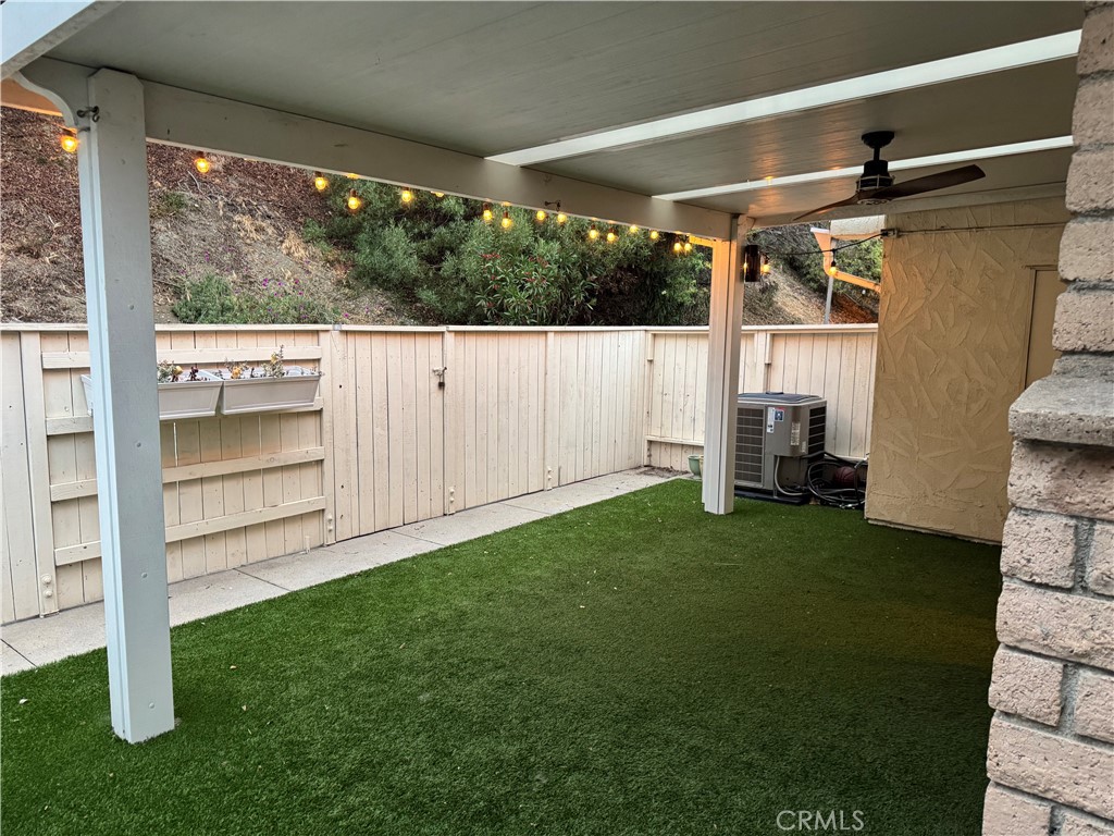 30724 CALLE RESPLENDOR