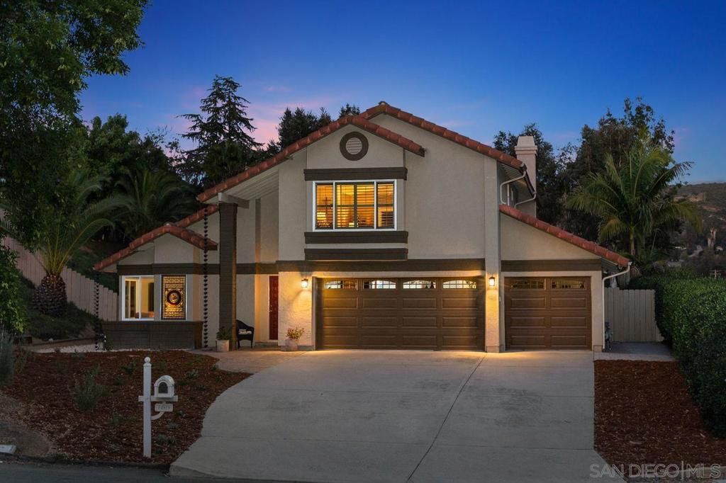 Photo of 14919 DERRINGER RD Rd, Poway, CA 92064 (MLS # 260006009SD)