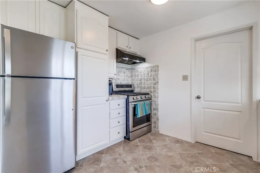 Tujunga, California 91042, United States, 2 Bedrooms Bedrooms, ,1 BathroomBathrooms,Residential,Active,200890