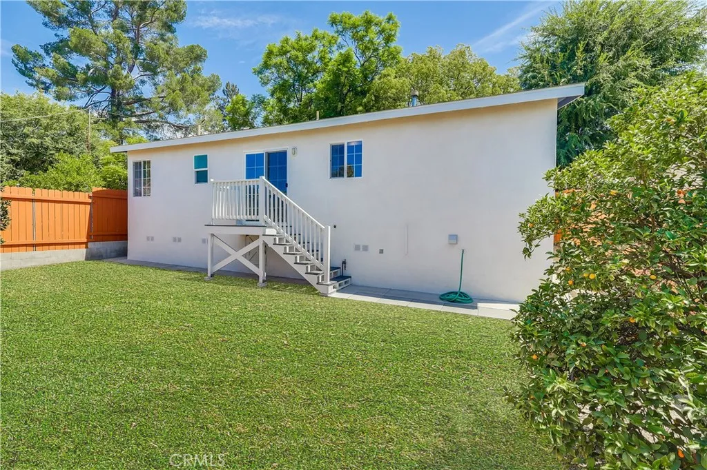 Tujunga, California 91042, United States, 2 Bedrooms Bedrooms, ,1 BathroomBathrooms,Residential,Active,200890