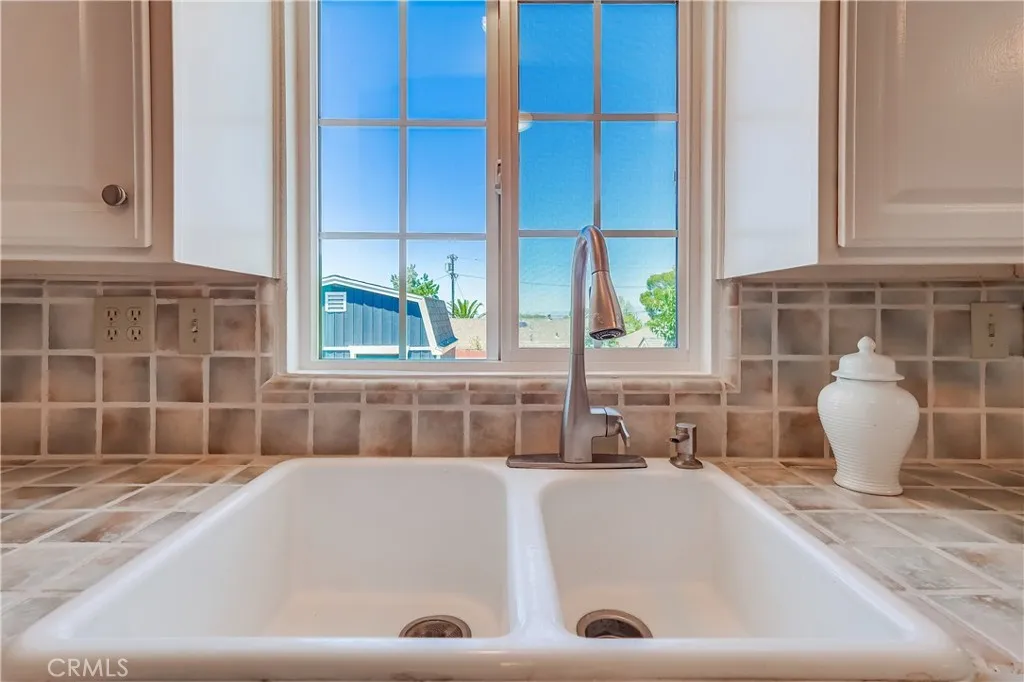 Tujunga, California 91042, United States, 2 Bedrooms Bedrooms, ,1 BathroomBathrooms,Residential,Active,200890