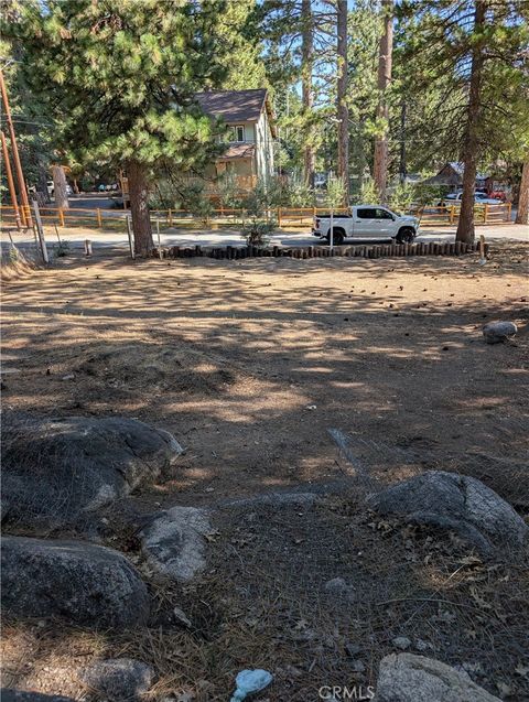 Photo of 2564 Spring Dr, Running Springs, CA 92382 (MLS # IV26006327)