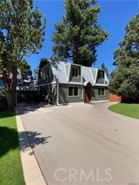 Photo of 2125 4th Ln, Big Bear, CA 92314 (MLS # IG25228518)