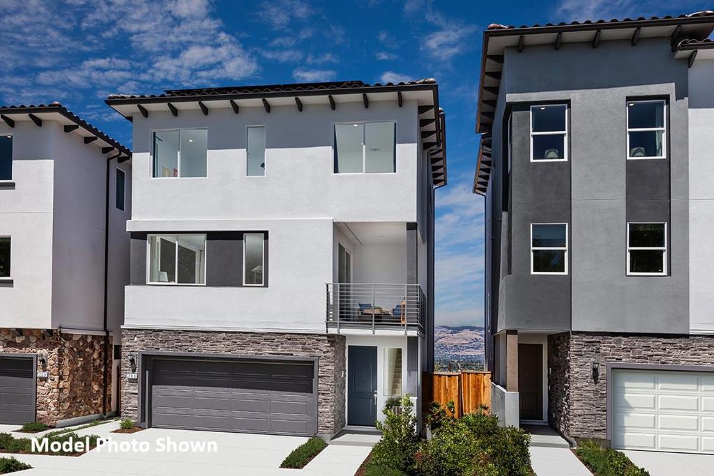 806 Adeline Ave