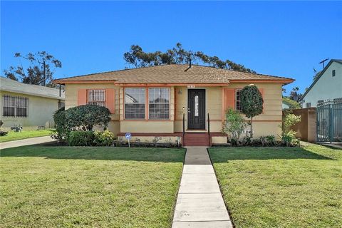 Photo of 3336 W 118th Place, Inglewood, CA 90303 (MLS # CV25264380)