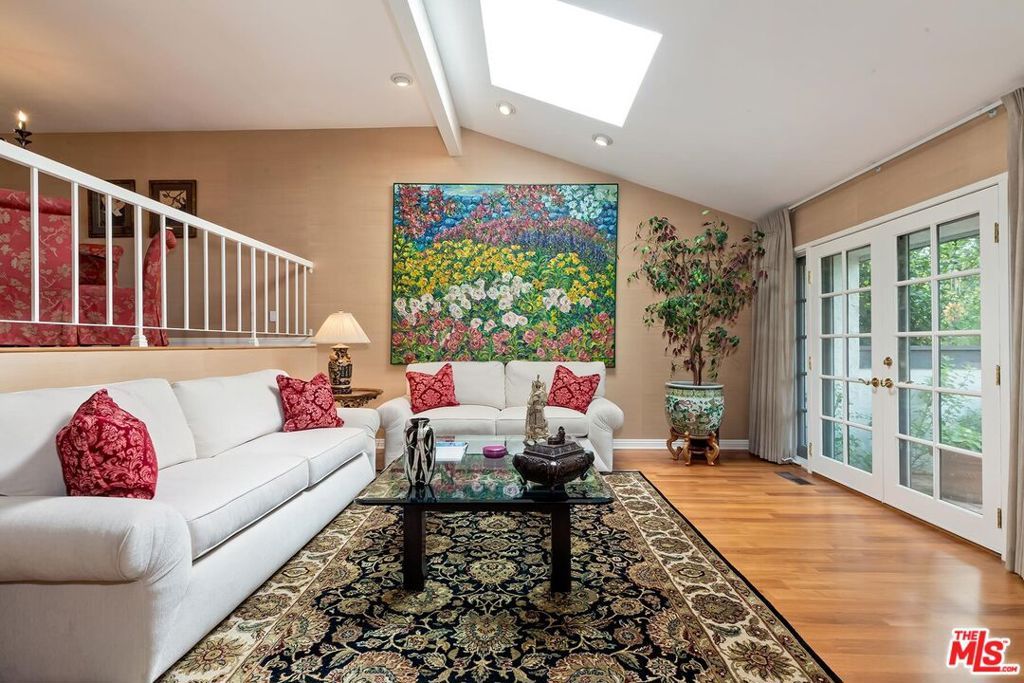 Photo of 17171 Palisades Circle, Pacific Palisades, CA 90272 (MLS # 26641521)