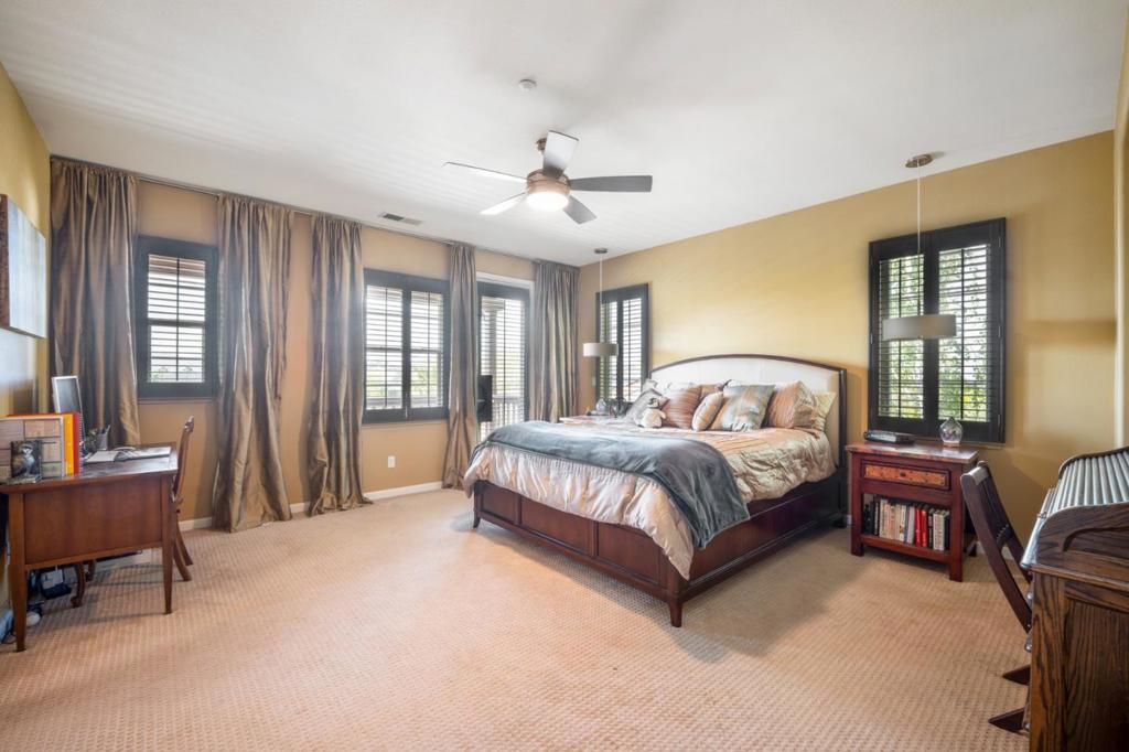 listing image 130721462033513792102