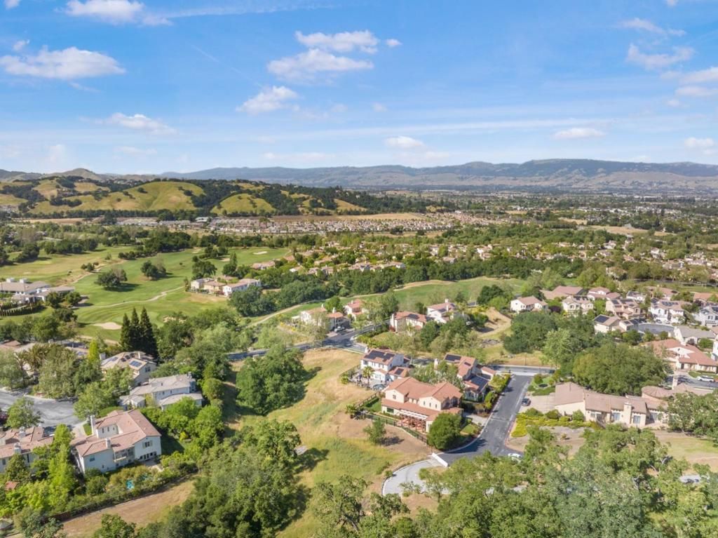 listing image 130728465118814721381