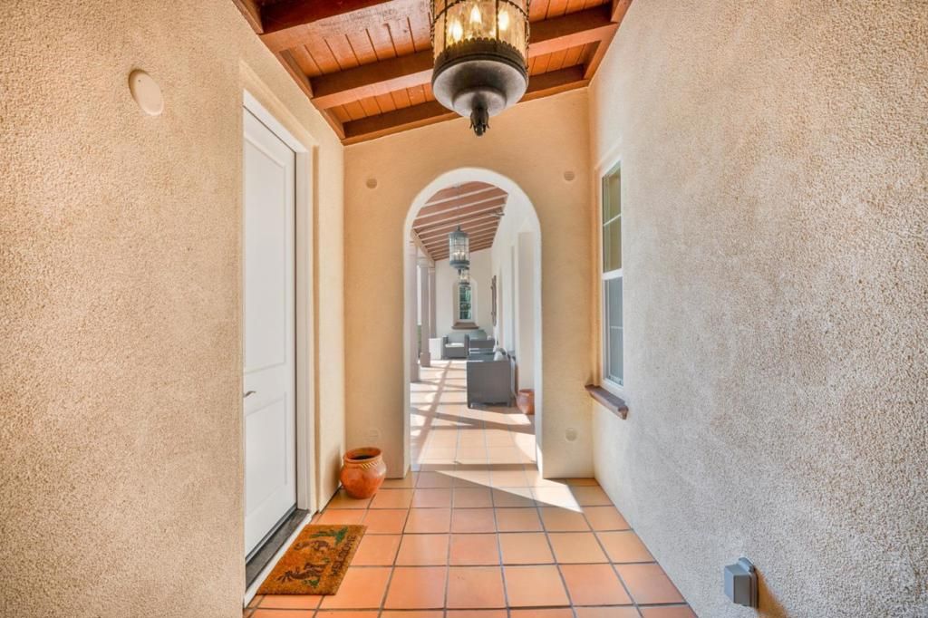 listing image 130728098223396767700