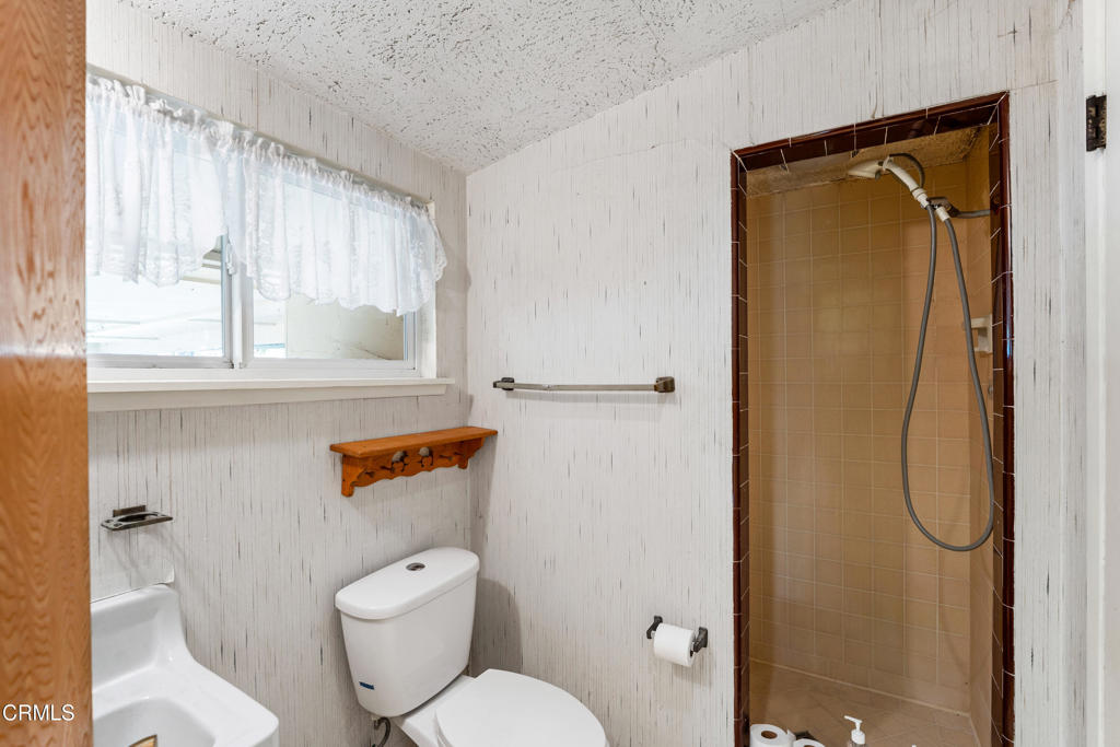 Montalvo Heights - 0262 - Residential